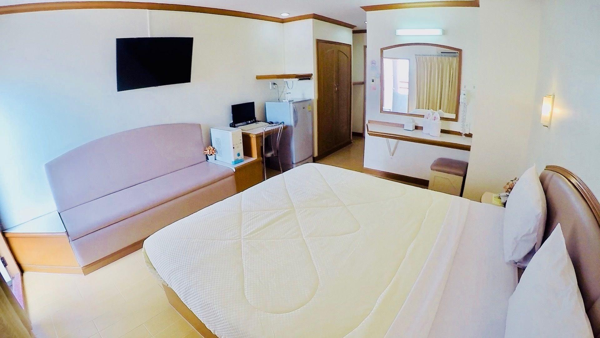 P.A. Place Hotel Nakhon Sawan Zewnętrze zdjęcie