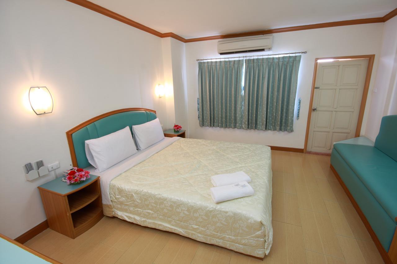 P.A. Place Hotel Nakhon Sawan Zewnętrze zdjęcie