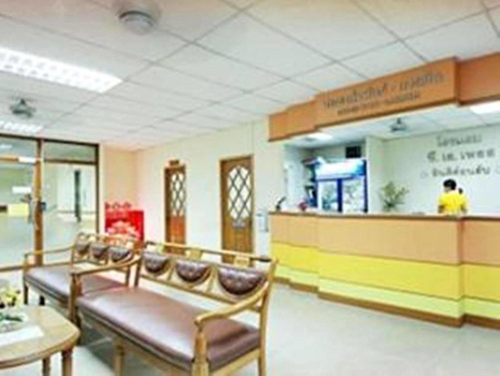P.A. Place Hotel Nakhon Sawan Zewnętrze zdjęcie