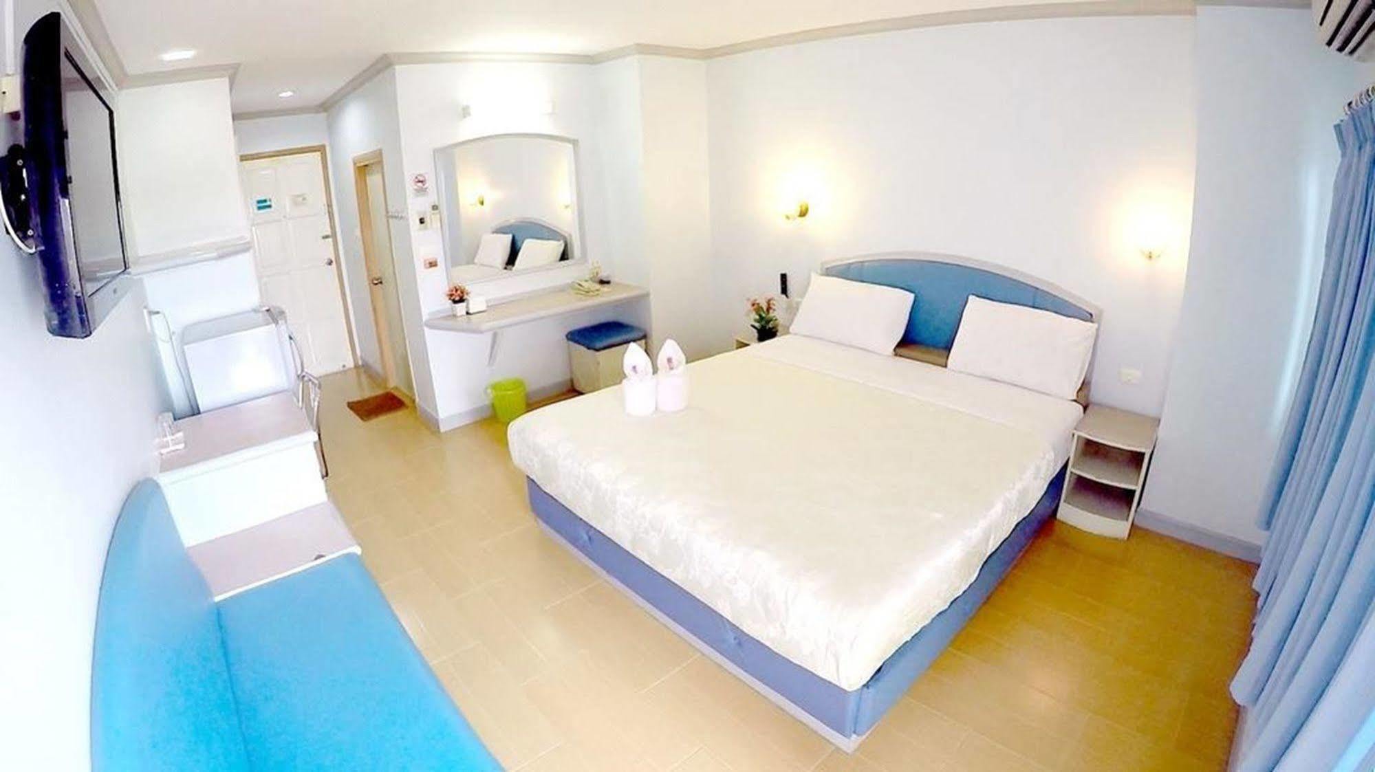 P.A. Place Hotel Nakhon Sawan Zewnętrze zdjęcie